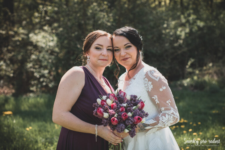 Skupinové focení na svatbě