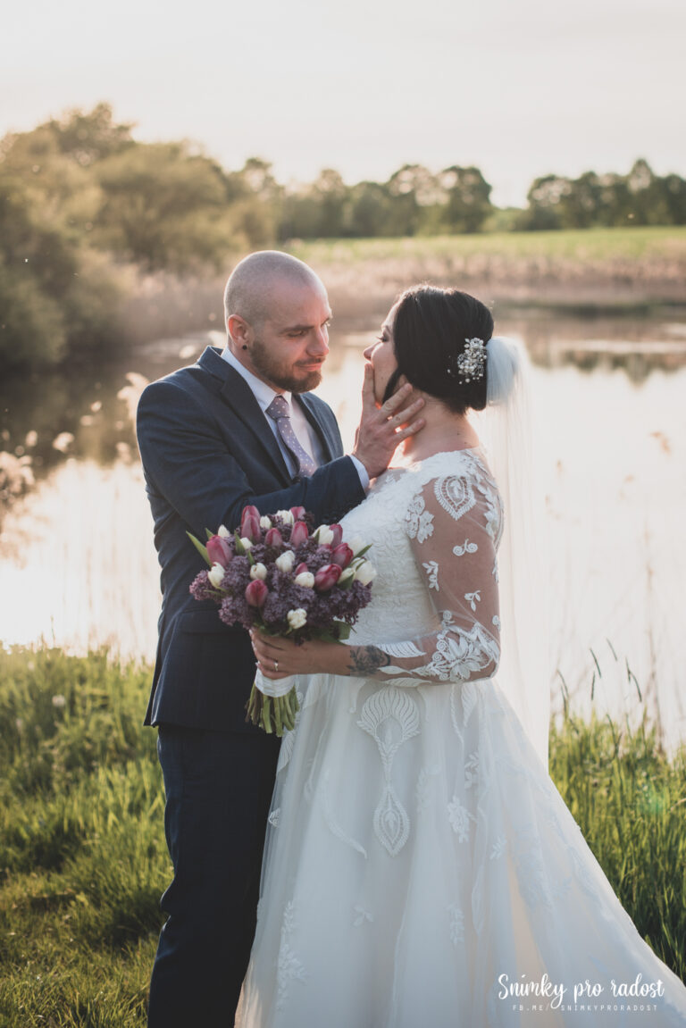 Svatební fotografka Novomanželé