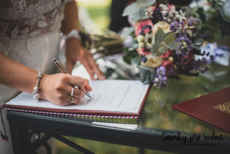 Svatba podpis