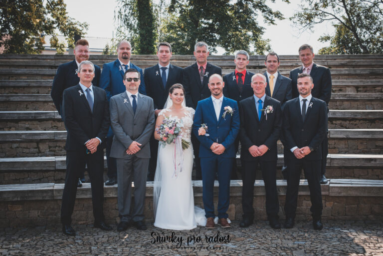 Svatební fotografie skupinová