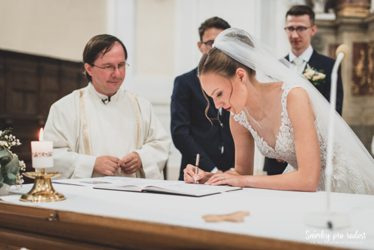 Svatba v kostele