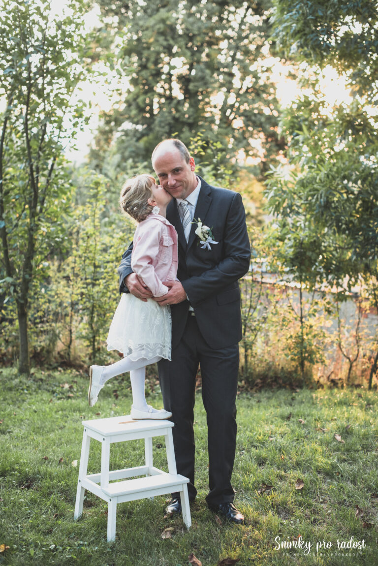 svatební foto s dcerou
