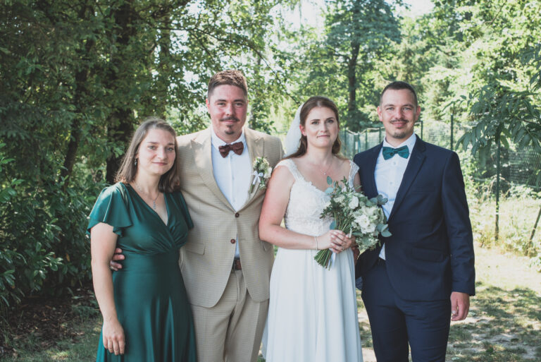 Skupinová svatební fotografie