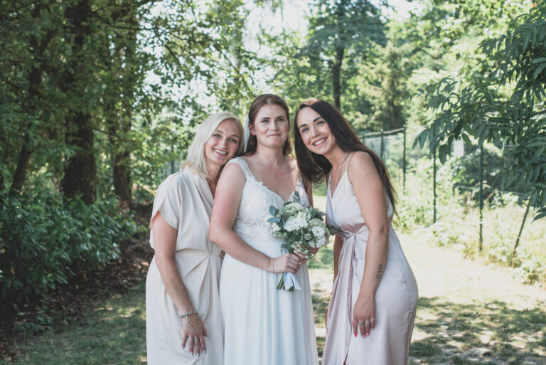 Skupinová svatební fotografie